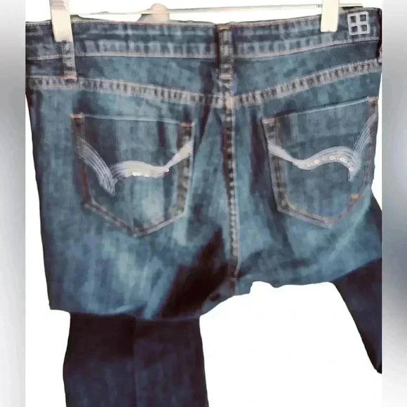Salt Works  New York size 8 medium rise boot cut denim jeans. Medium wash. EUC - Picture 4 of 14
